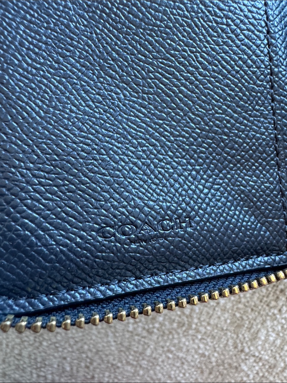 COACH Small Zip-Around Travel Wallet black leather gold hardware bifold - Picture 8 of 14